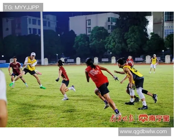 重庆飞盘队进攻体系解析与飞盘战术创新探讨